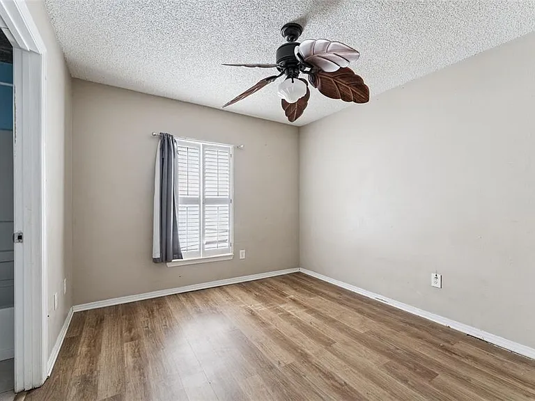 3651 N Goldenrod Rd #110 — Photo 14