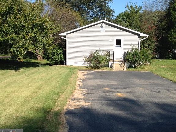 2nd image of 40311 Bay Dr