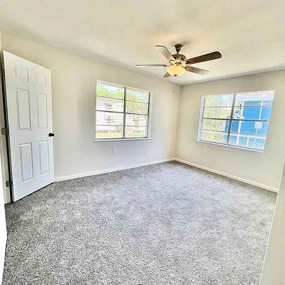 538 E Anaquitas St — Photo 9