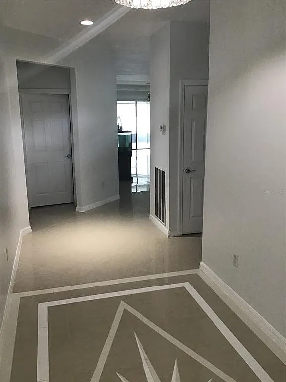 4 bed, 2.0 bath, 2144 sqft, $2,500 — Photo 3