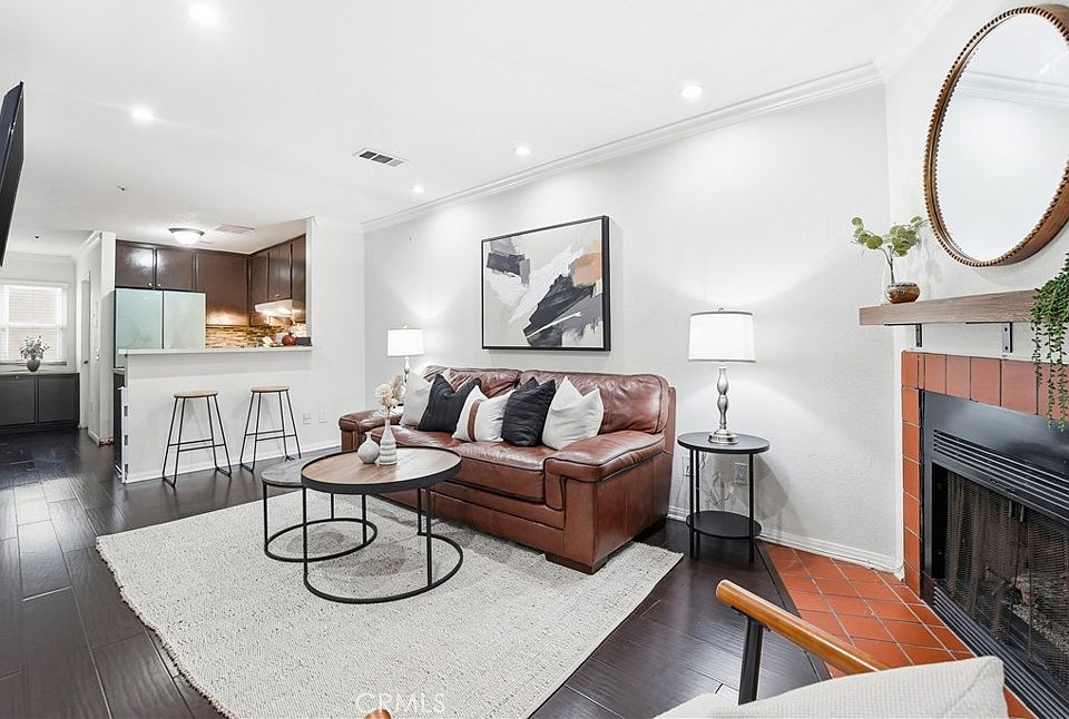 1st image of 334 S Walnut Ave #D-11