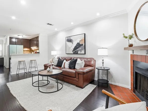 334 S Walnut Ave #D-11, Brea, CA 92821