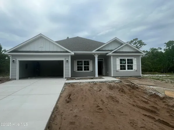 2958 Old Berwick Street SW, Shallotte, NC 28470