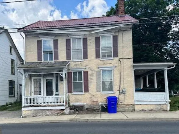 16 W Main St, Arendtsville, PA 17303
