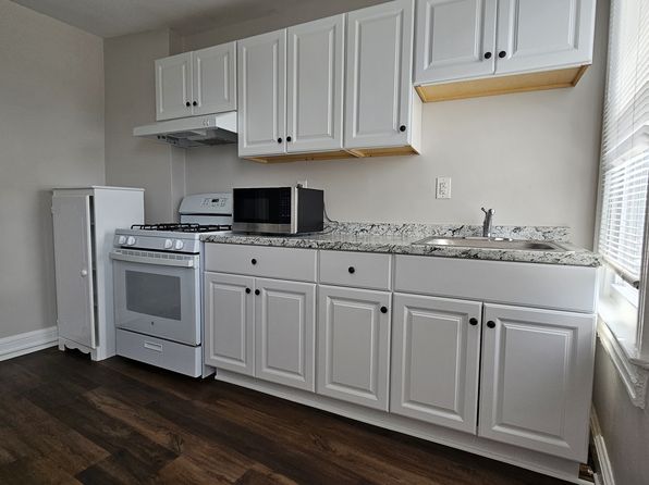 3132 Remington Ave APT 2