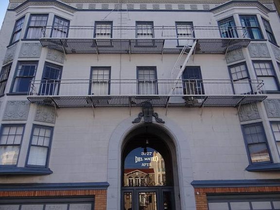 2nd image of 3727 Fillmore St APT 302