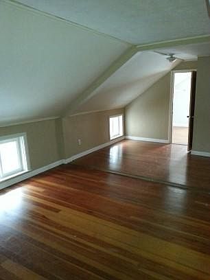 Large Bedroom with Walk-in Closet