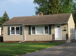 141 W Goebel Dr, Lombard, IL