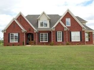 1612 Morning Glory Cir, Tupelo, MS 38801