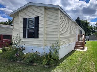 161 Orleans St, Howell, MI 48843