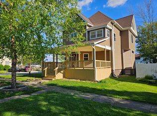 215 E Sale St, Tuscola, IL