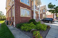 5th image of 30 Harbor Dr