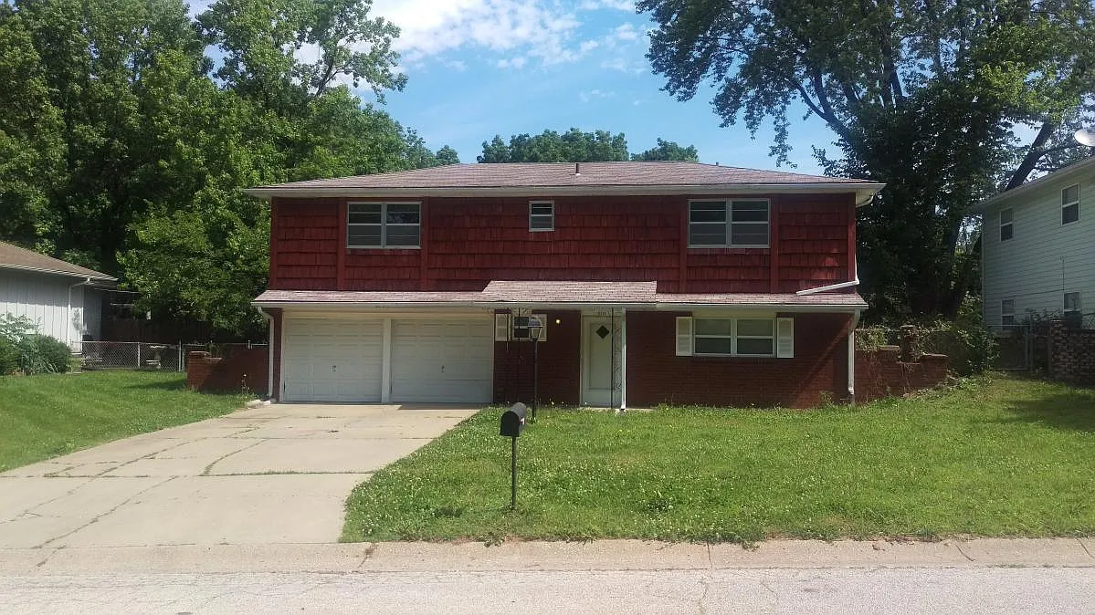 4 bed, 1630 sqft, $1,800 — Photo 4