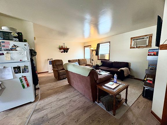 2nd image of 141 N Cherry Aly APT 201