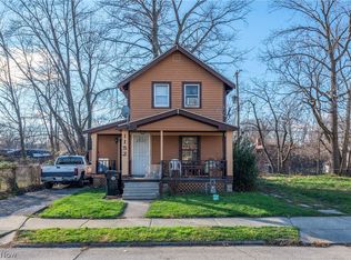 1152 E 147th St, Cleveland, OH