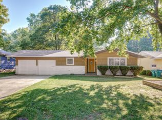 2316 S Hampton Ave, Springfield, MO 65807