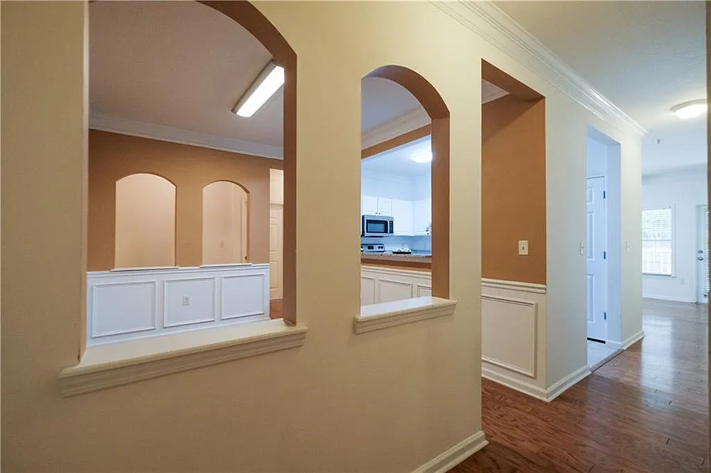 3 bed, 2.0 bath, 1546 sqft, $2,500 — Photo 3