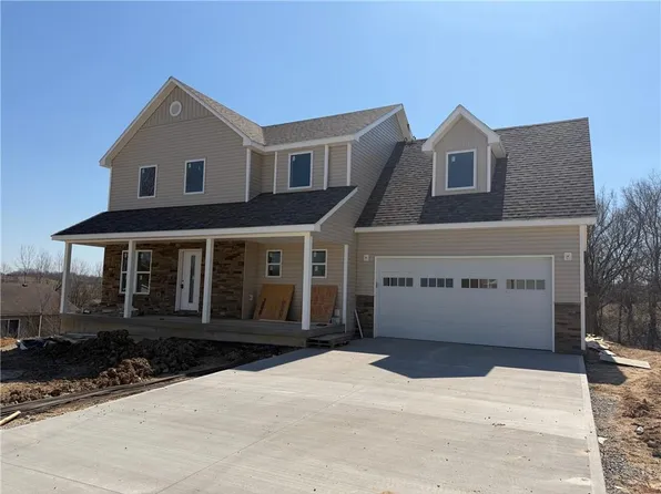 1403 W 6th Street Ter, Knob Noster, MO 65336