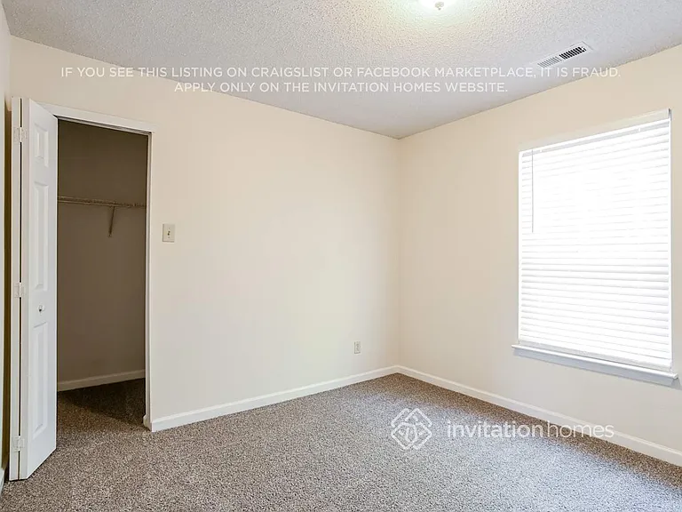 1905 Dunsmore Ln — Photo 10
