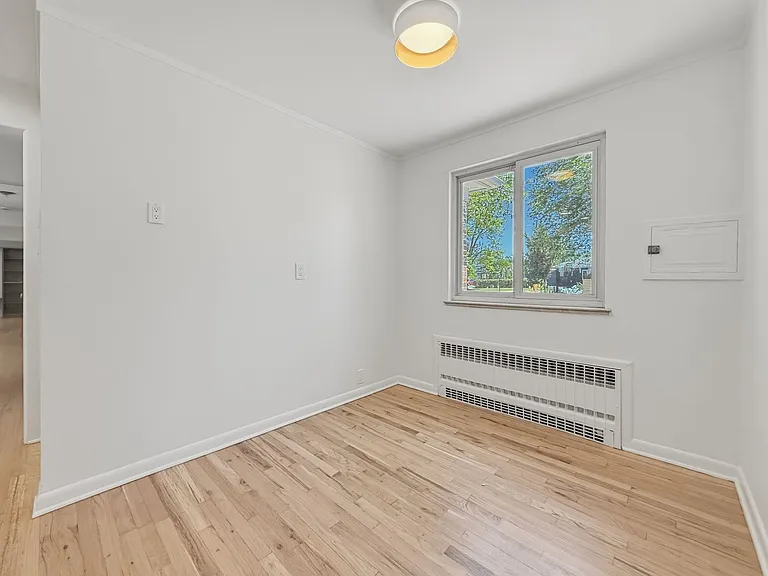 1101 Locust St — Photo 14