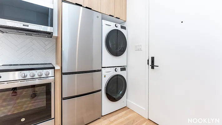 Rented by Nooklyn NYC LLC | media 17