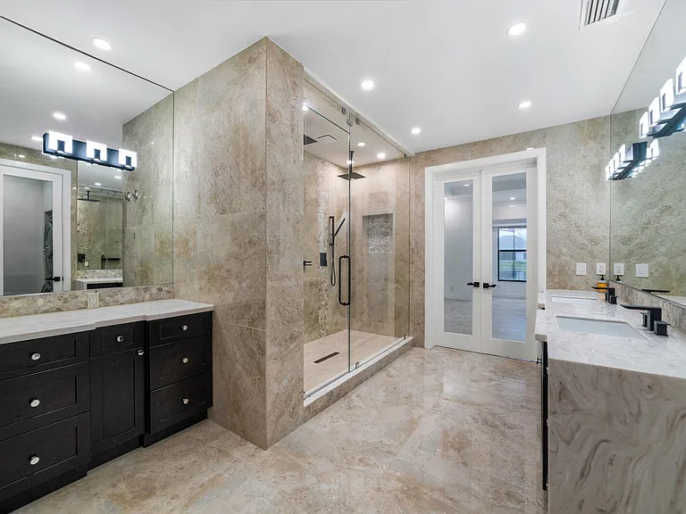 9065 Watercrest Cir E — Photo 19