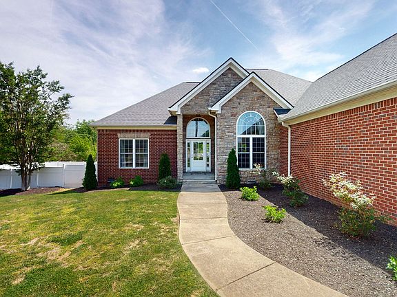 2nd image of 7307 Hudgins Ct