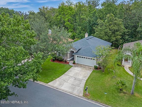 2nd image of 116 HAWTHORN HEDGE Lane