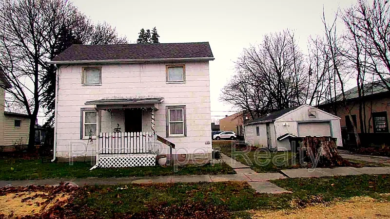 207 S 2nd Ave