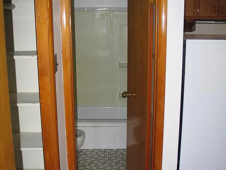 67 Watervliet Ave #3B — Photo 6