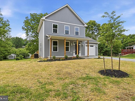 3rd image of 159 Lauck Dr