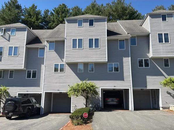 909 Sherwood Forest Ln #909, Saugus, MA 01906