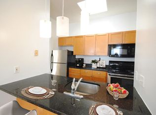 Landesman, Saint Louis, MO 63108
