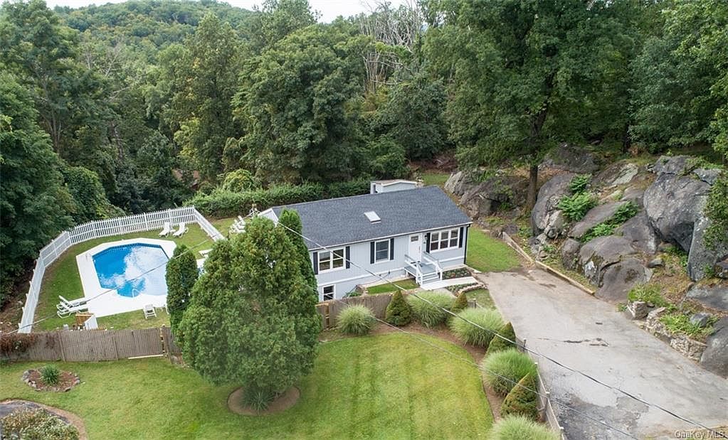 15 Beverly Lane, Peekskill, NY 10566 Zillow