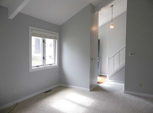 3821 Blossom Ter, Erie, PA 16506