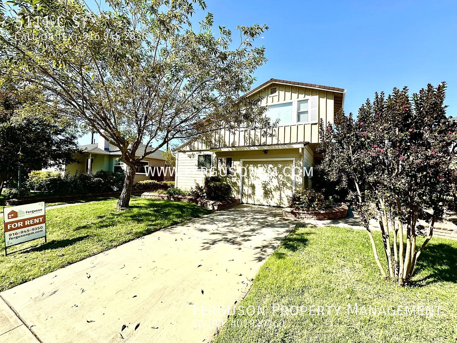 Charming 3 Bedroom Home in an Established Sacramento Neighborhood! — Photo 1