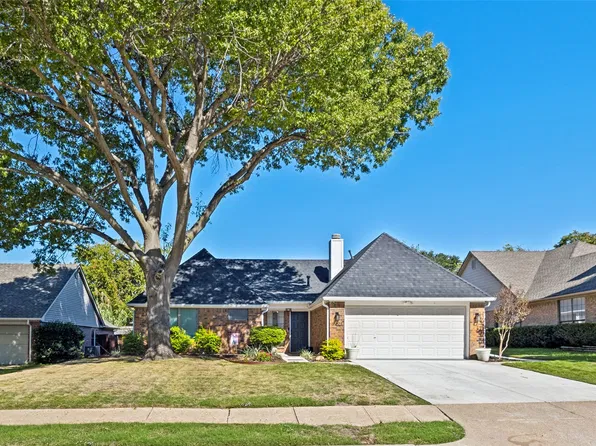 8205 Pacific Pearl Dr, Rowlett, TX 75089