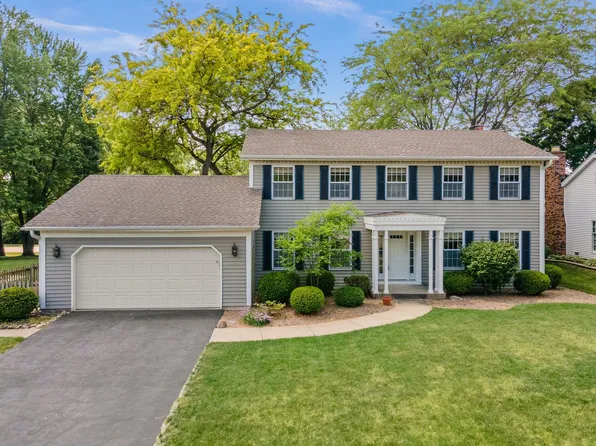 23 Cedar Gate Cir, Sugar Grove, IL 60554