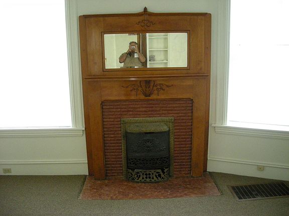 3rd image of 128 G St APT 2