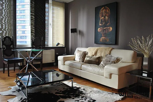 Rented by Batra Group Inc | media 36