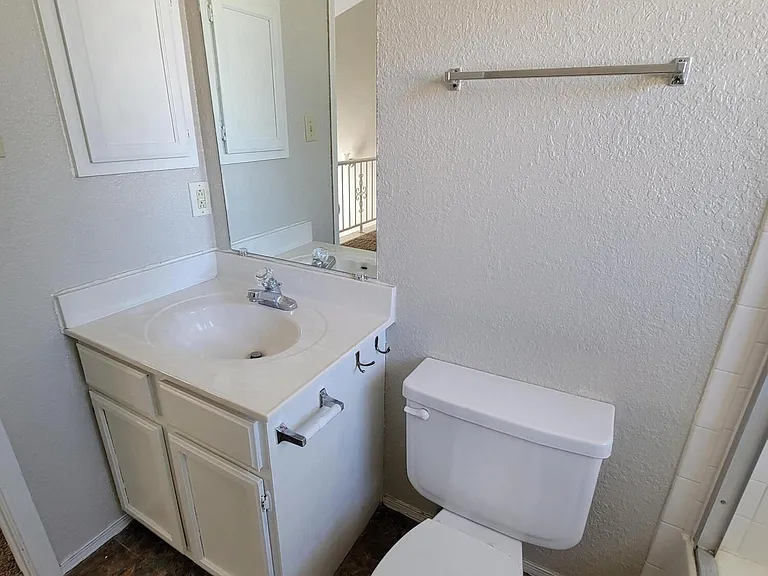 3200 Mountain Ridge Dr — Photo 49
