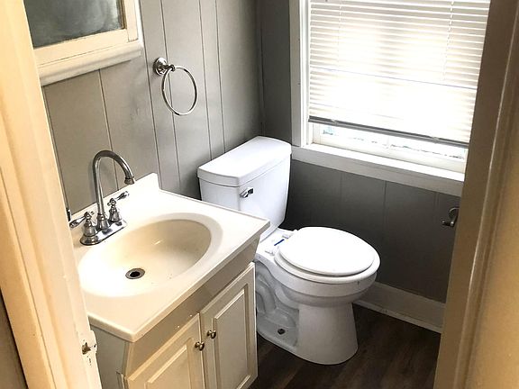 5th image of 808 4th Ave Unit A