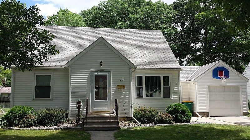 1st image of 722 Ulstad Ave