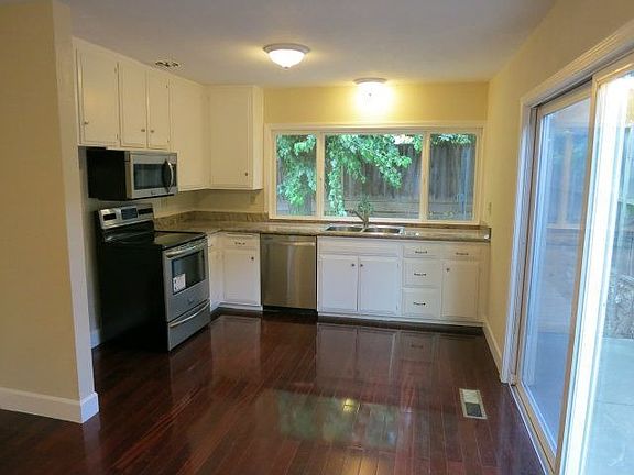 2nd image of 6418 Camino Verde Dr