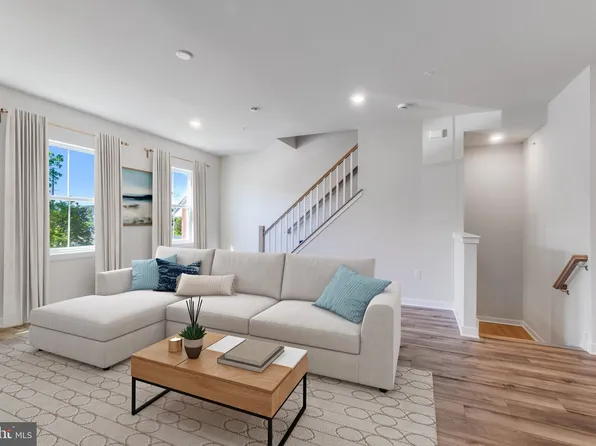 308 Bennetts Ct, Hatfield, PA 19440