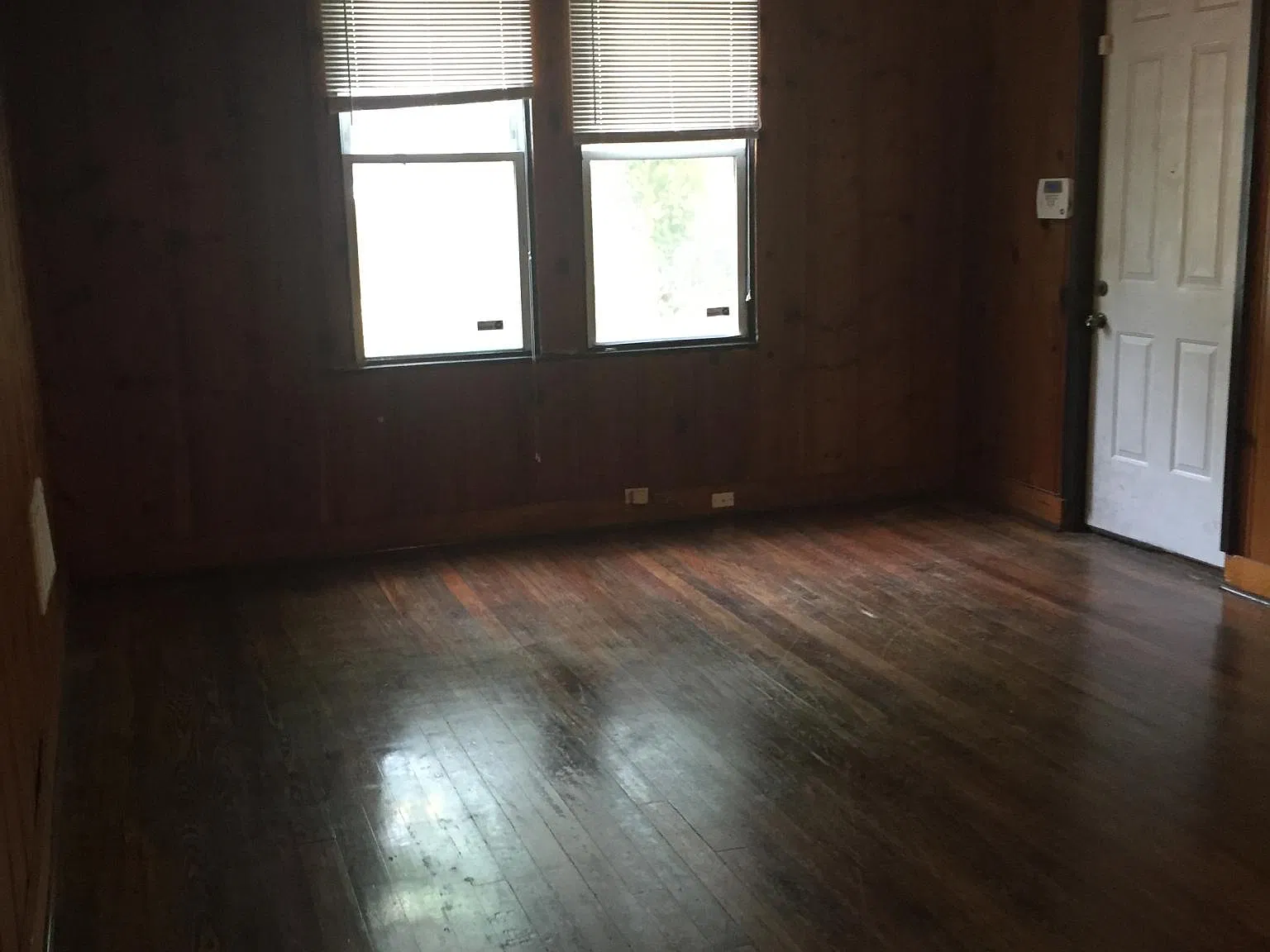 4 bed, 2.5 bath, 2528 sqft, $3,800 — Photo 3