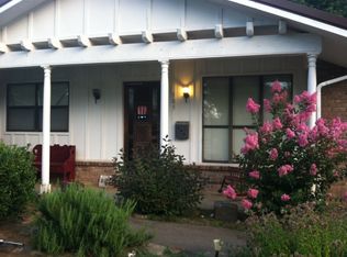 105 Walnut Grove Ave, Springdale, AR 72764