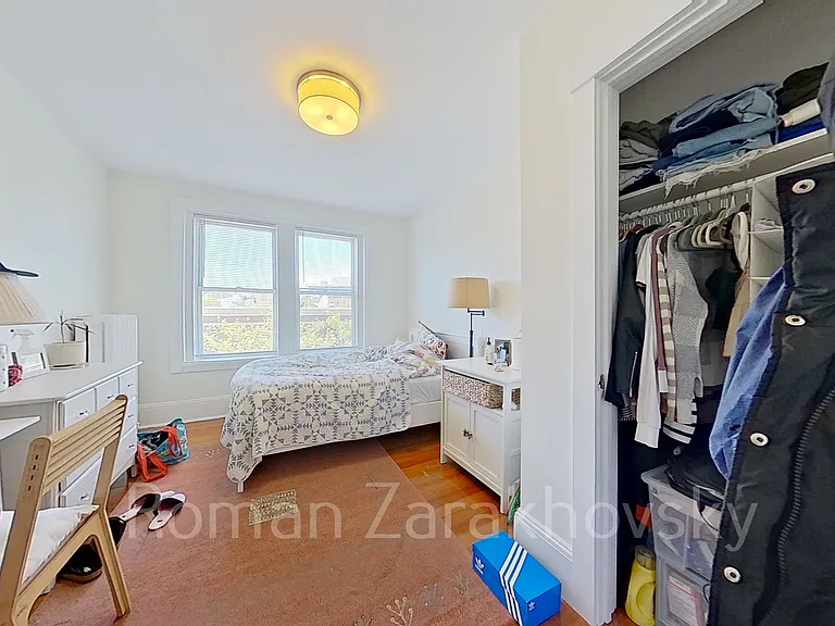 83 Harvard St #12 — Photo 9
