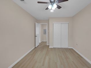 2210 Sycamore Dr, Arlington, TX 76013