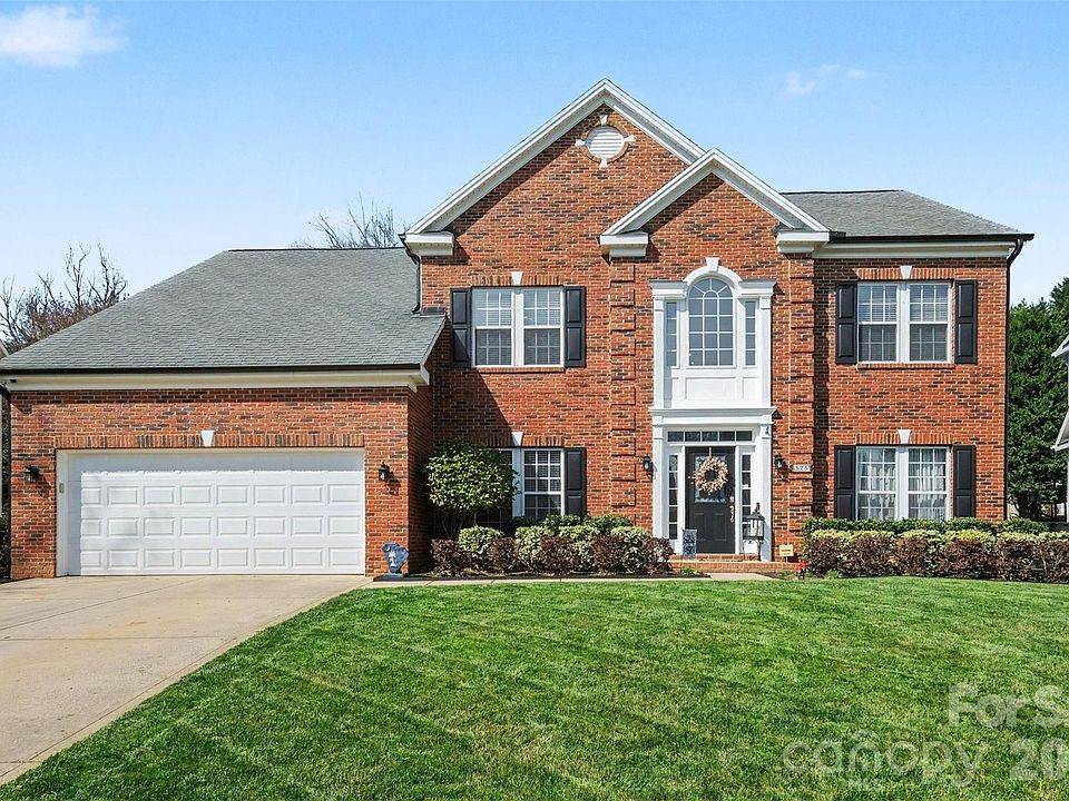1st image of 523 Whitehead Ct